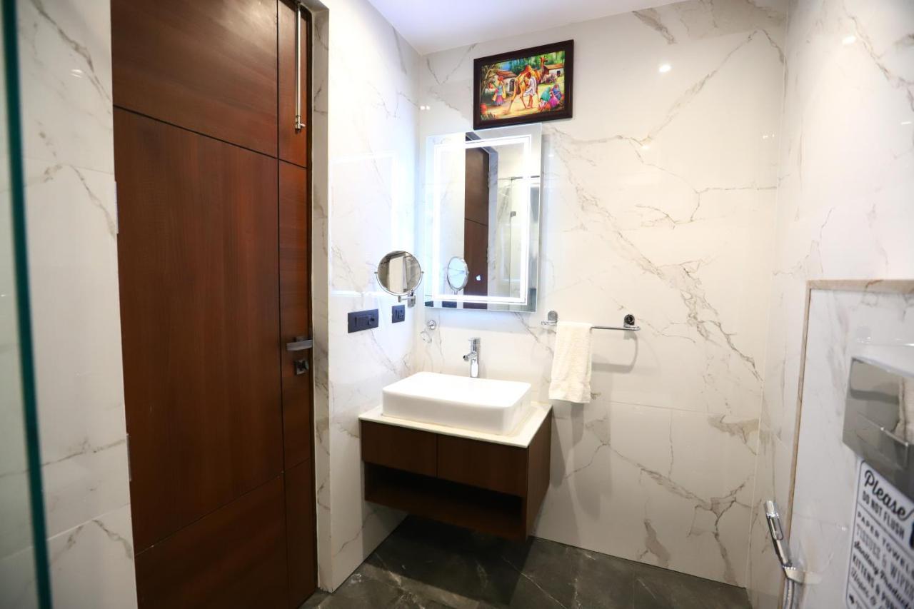 Sanca International Hotel In Patel Nagar Delhi نيودلهي المظهر الخارجي الصورة