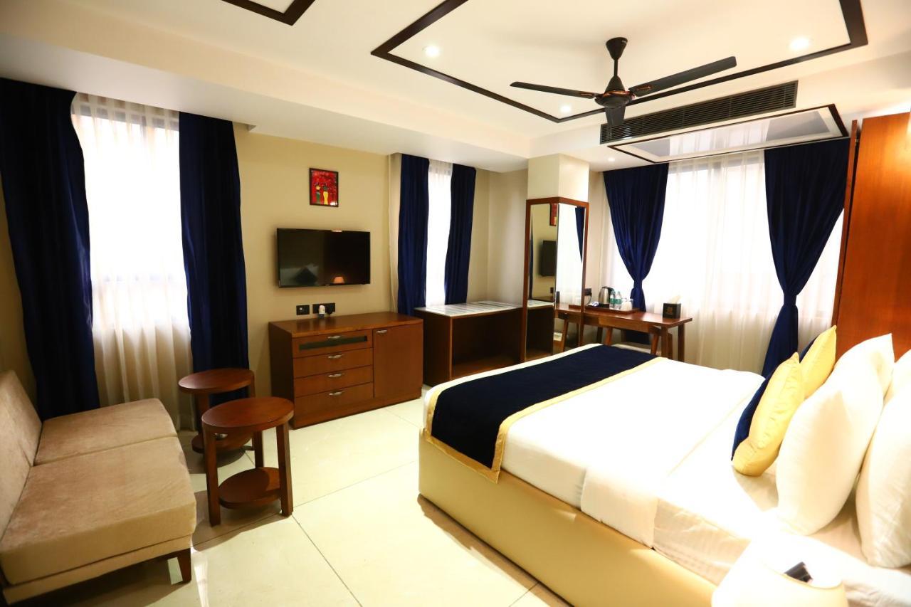 Sanca International Hotel In Patel Nagar Delhi نيودلهي المظهر الخارجي الصورة