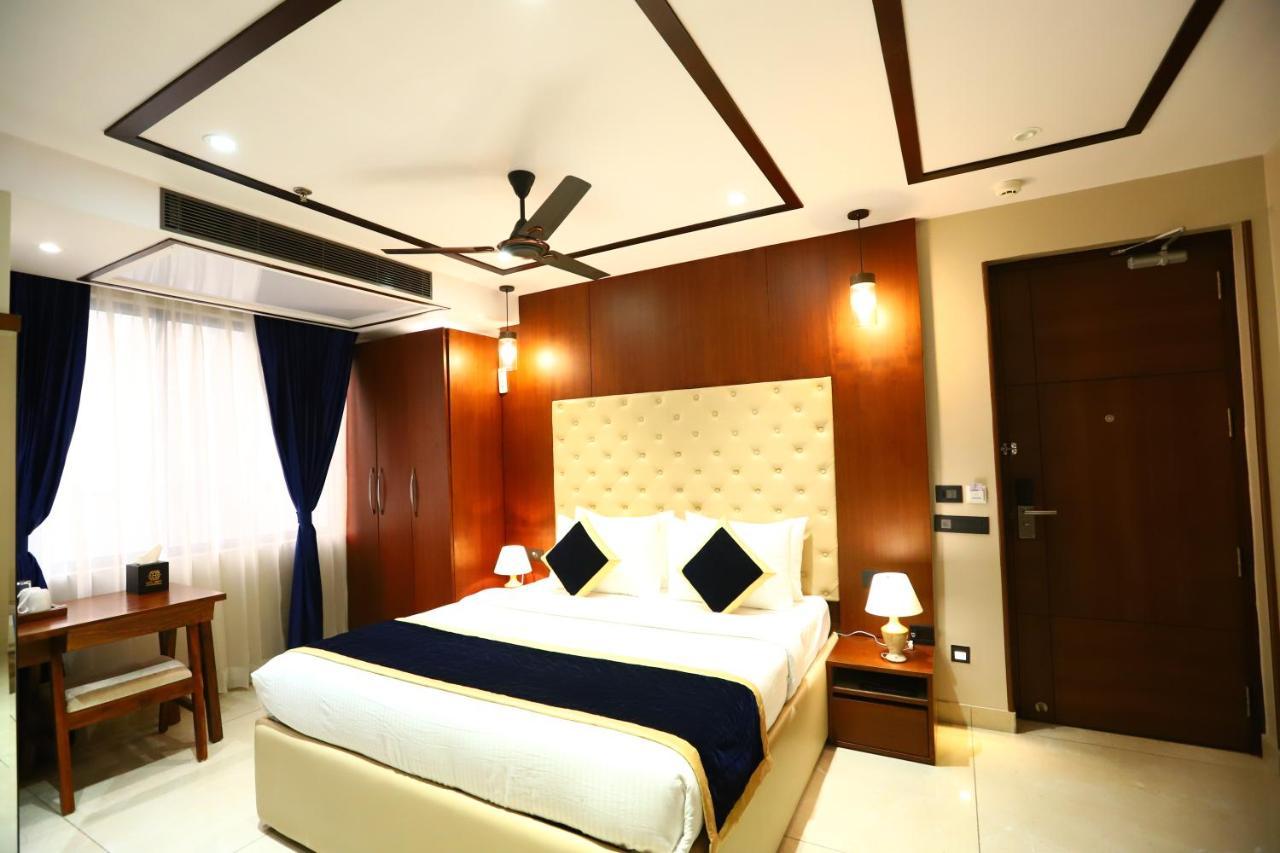 Sanca International Hotel In Patel Nagar Delhi نيودلهي المظهر الخارجي الصورة