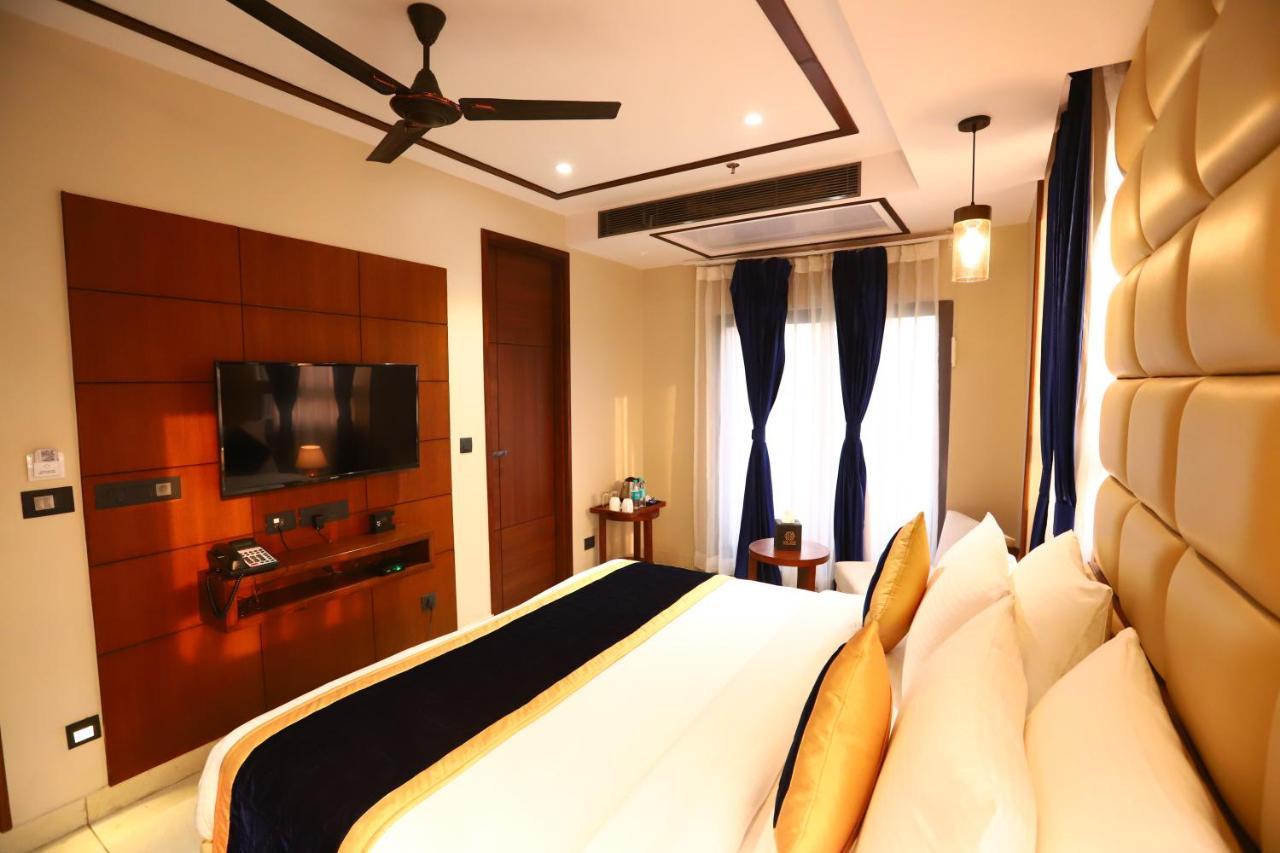 نيودلهي Hotel Sanca International Patel Nagar Delhi - Couple Friendly Local Ids Accepted المظهر الخارجي الصورة