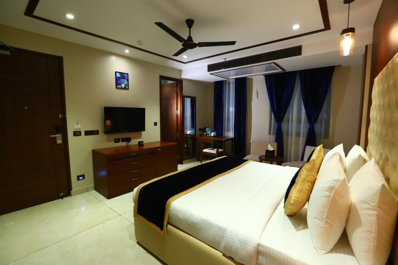 Sanca International Hotel In Patel Nagar Delhi نيودلهي المظهر الخارجي الصورة