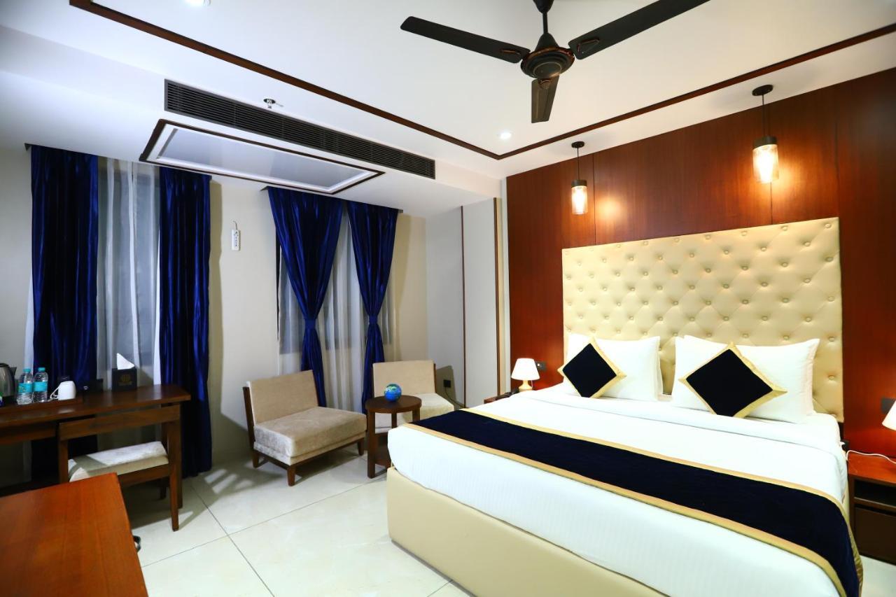 Sanca International Hotel In Patel Nagar Delhi نيودلهي المظهر الخارجي الصورة