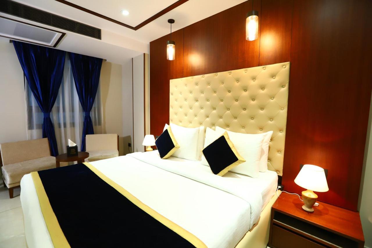 Sanca International Hotel In Patel Nagar Delhi نيودلهي المظهر الخارجي الصورة